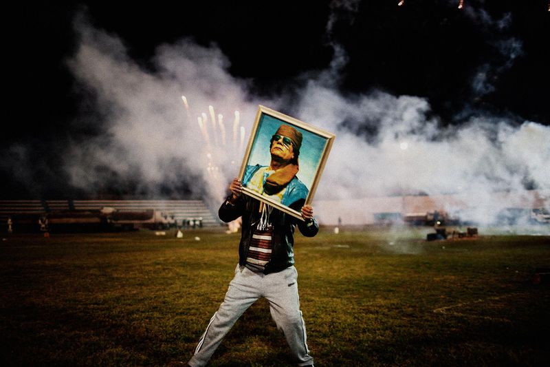 © Moises Saman, from the series, Discordia