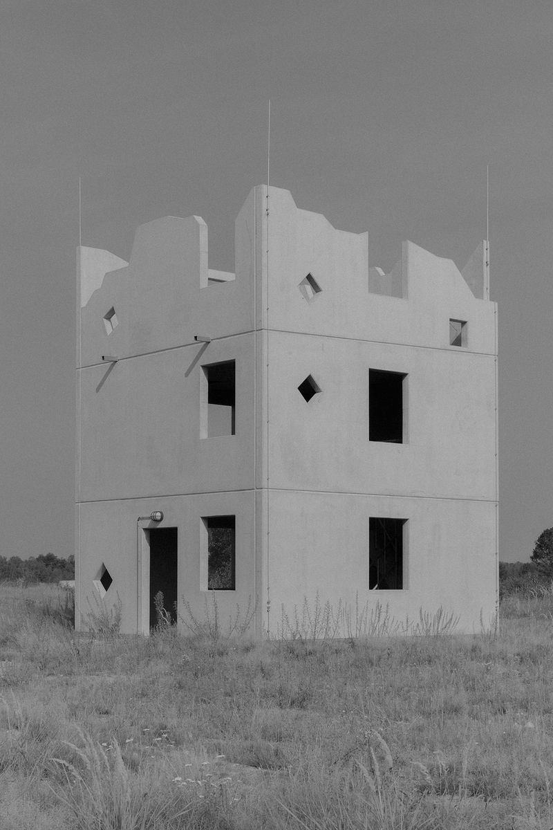 © Hannes Jung - Image from the The Wolf Is Present photography project