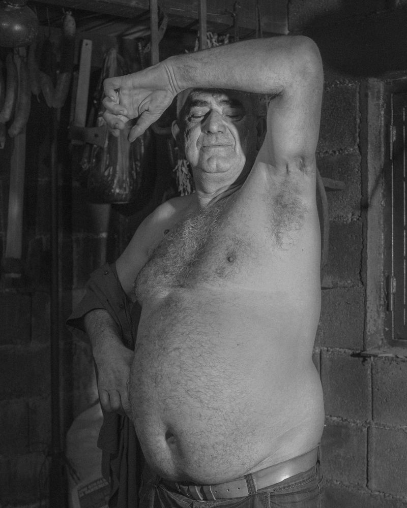 © Hannes Jung - Image from the Men don't cry photography project