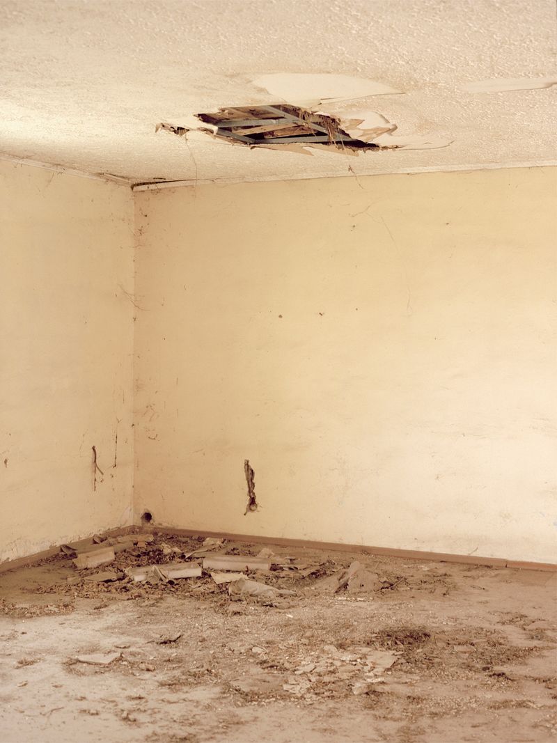 © Alina Bobrova - Abandoned Room.