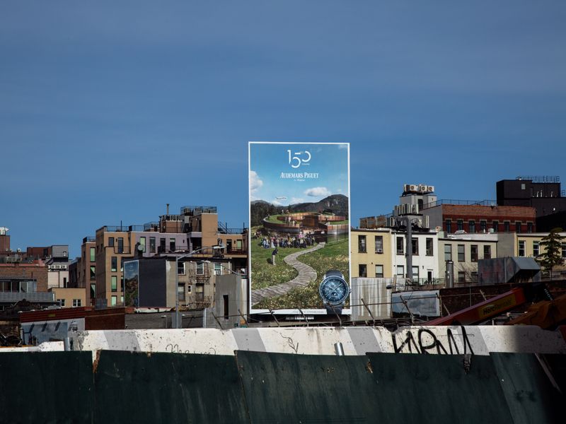 © Jiayue Yu - Image from the Worn Out Joy photography project