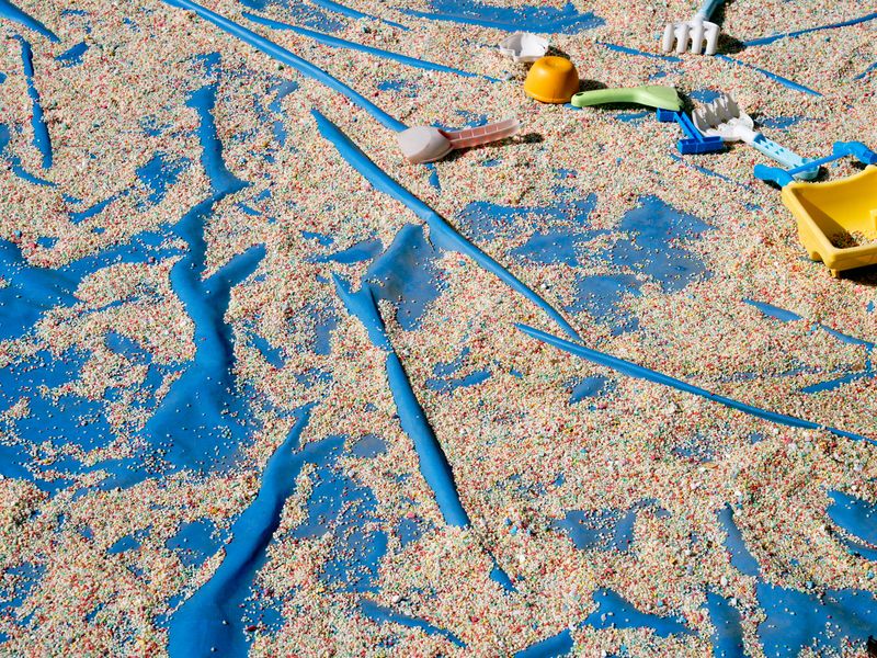 © Jiayue Yu - Image from the Worn Out Joy photography project