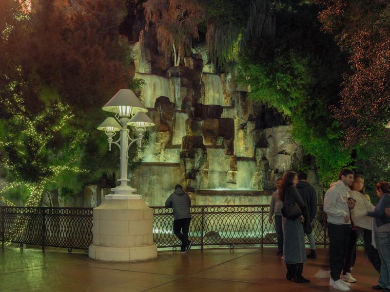 © Jiayue Yu - Image from the Worn Out Joy photography project