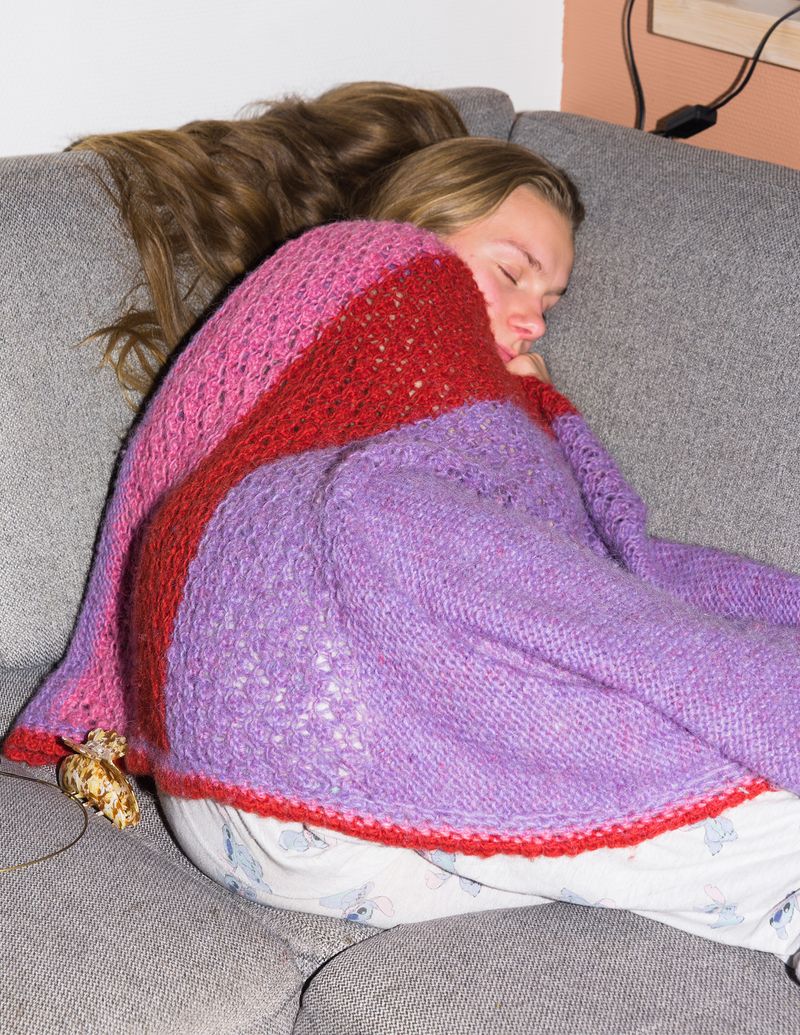 © bjorgelttor - Sleeping mother