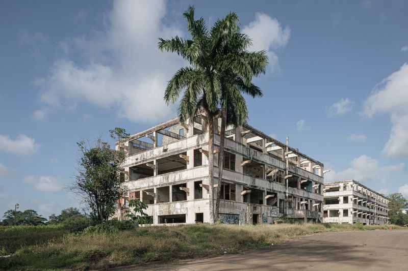 © Alfredo J. Martiz J. - Image from the Bombas no detonadas photography project