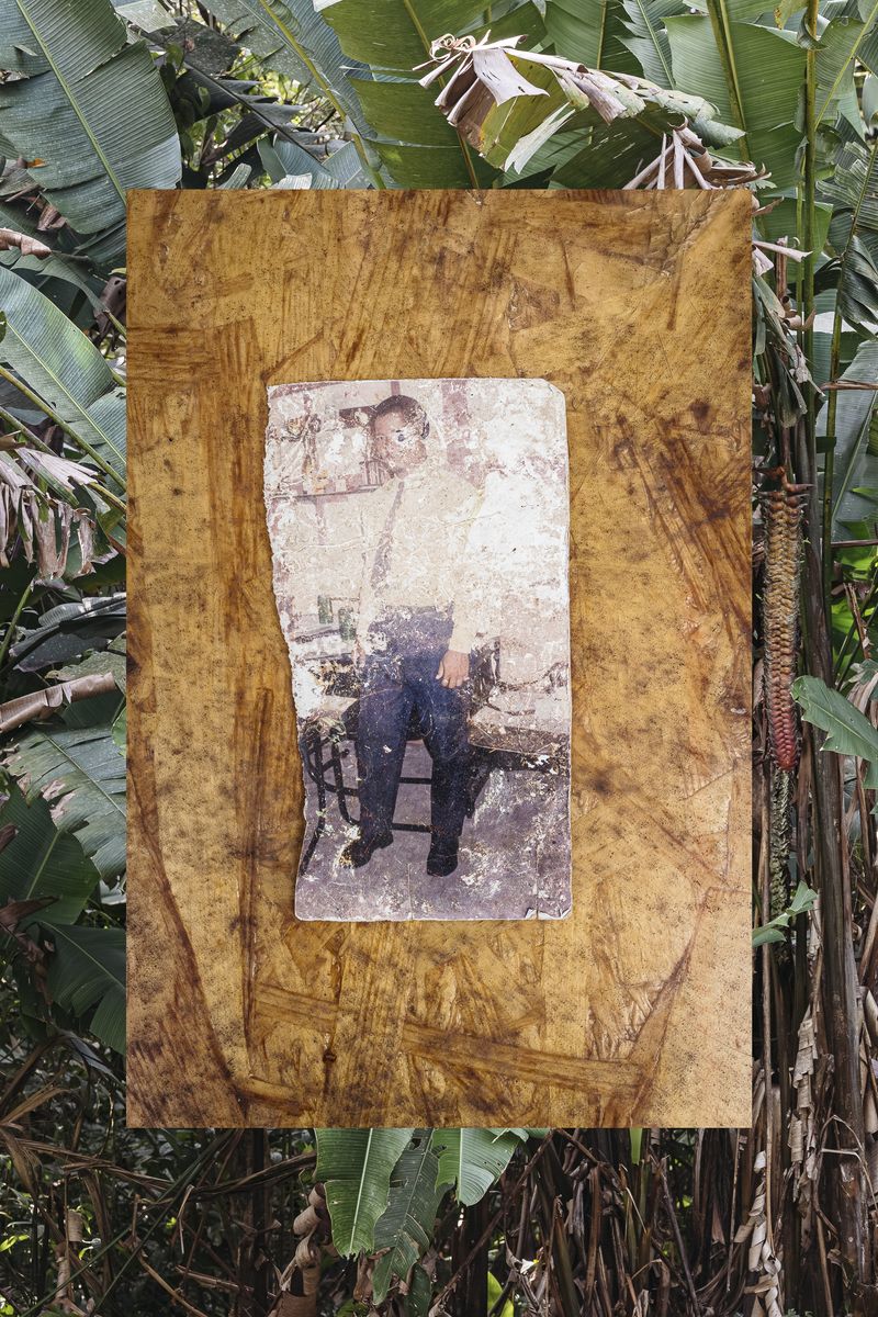 © Alfredo J. Martiz J. - Image from the Bombas no detonadas photography project