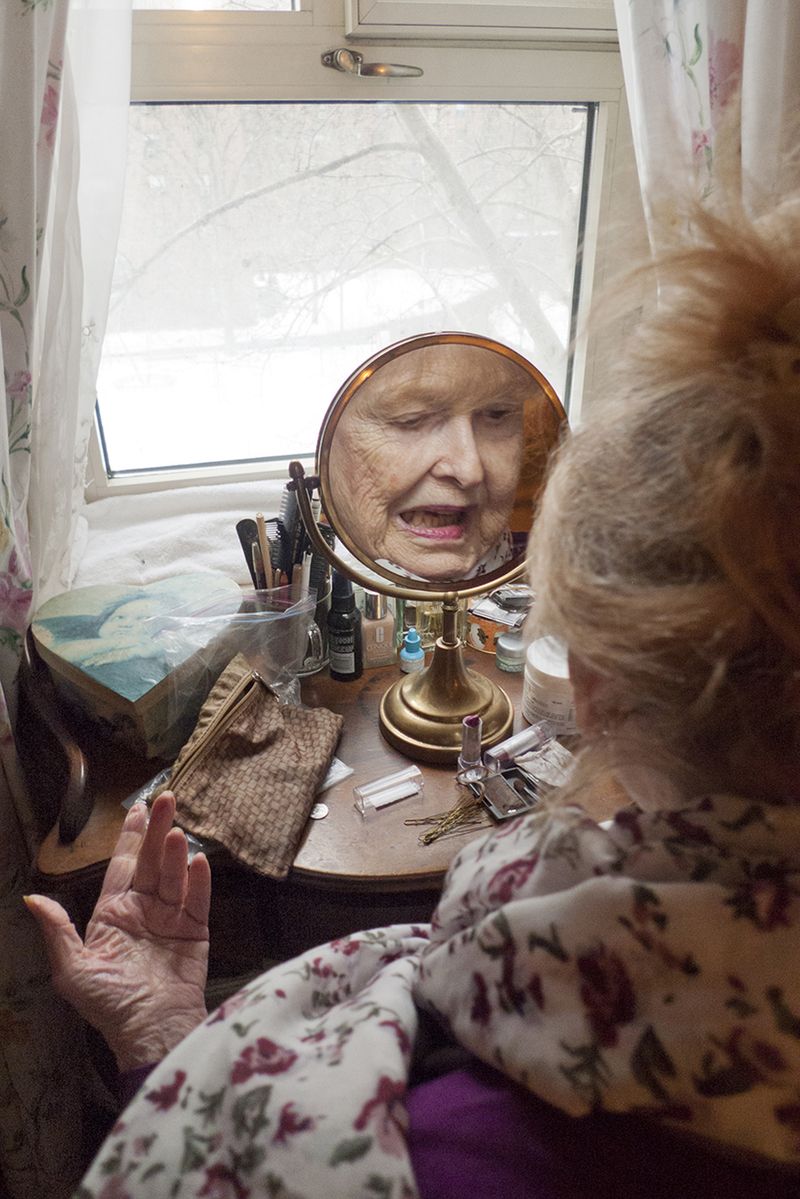 © Lorna Stovall - Image from the The Neighbors Project photography project