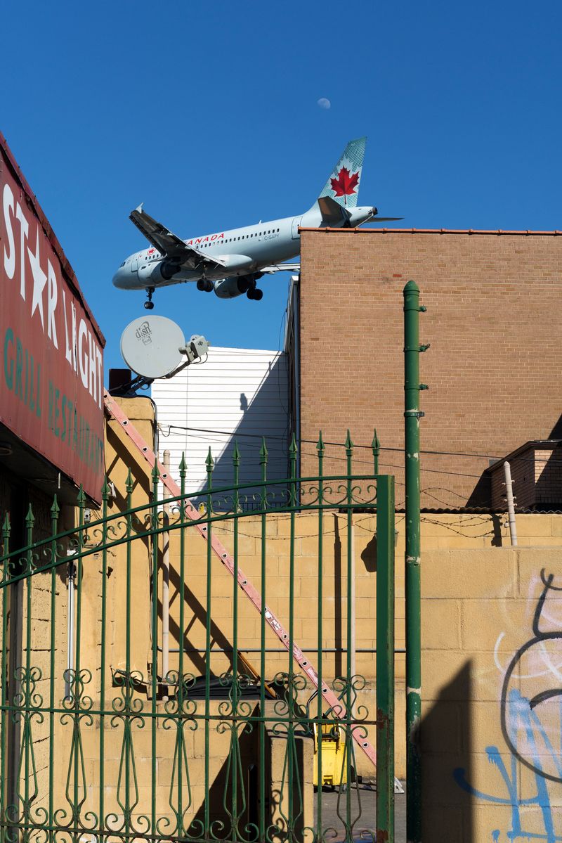 © David Rothenberg - Astoria Blvd (Star Light)