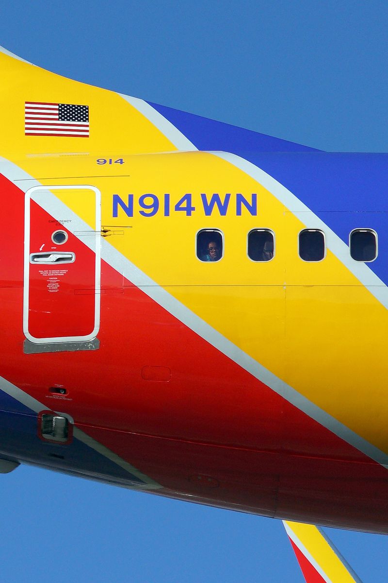 © David Rothenberg - Landing Lights Portrait (Chicago Midway to LaGuardia)