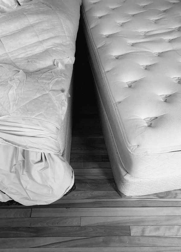 © info@maudearsenault.com Arsenault - Image from the Resurfacing, 2023 photography project