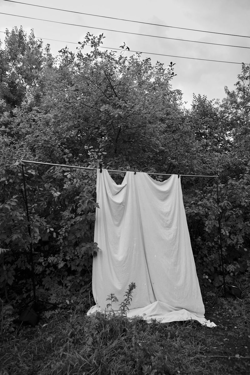 © info@maudearsenault.com Arsenault - Image from the Entangled photography project