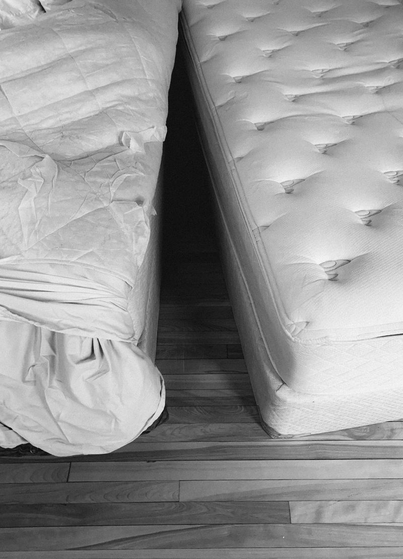 © info@maudearsenault.com Arsenault - Image from the Resurfacing, 2023 photography project