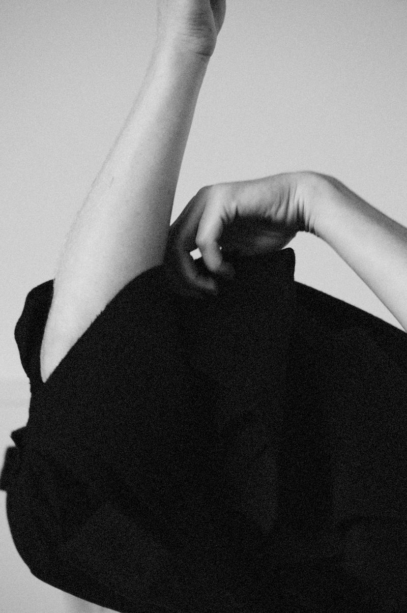 © info@maudearsenault.com Arsenault - Image from the Resurfacing, 2023 photography project