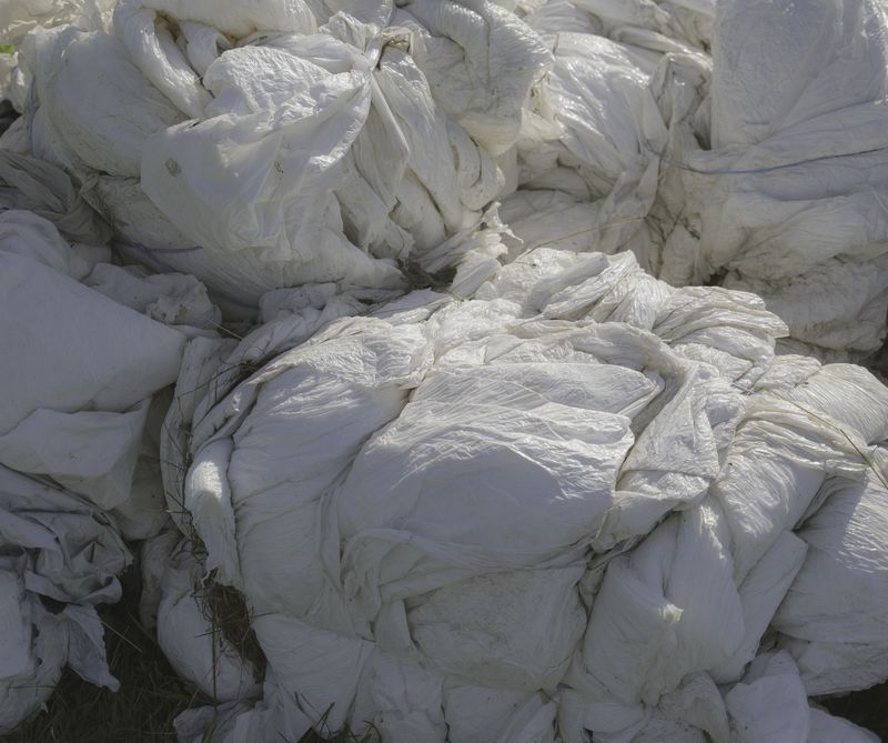 © info@maudearsenault.com Arsenault - Accumulations, 2024