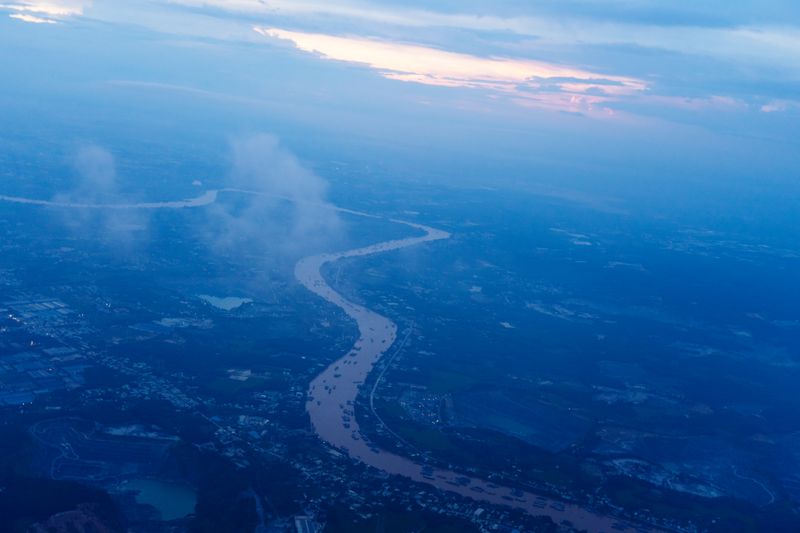 © MOonsi - A sunset landscape.