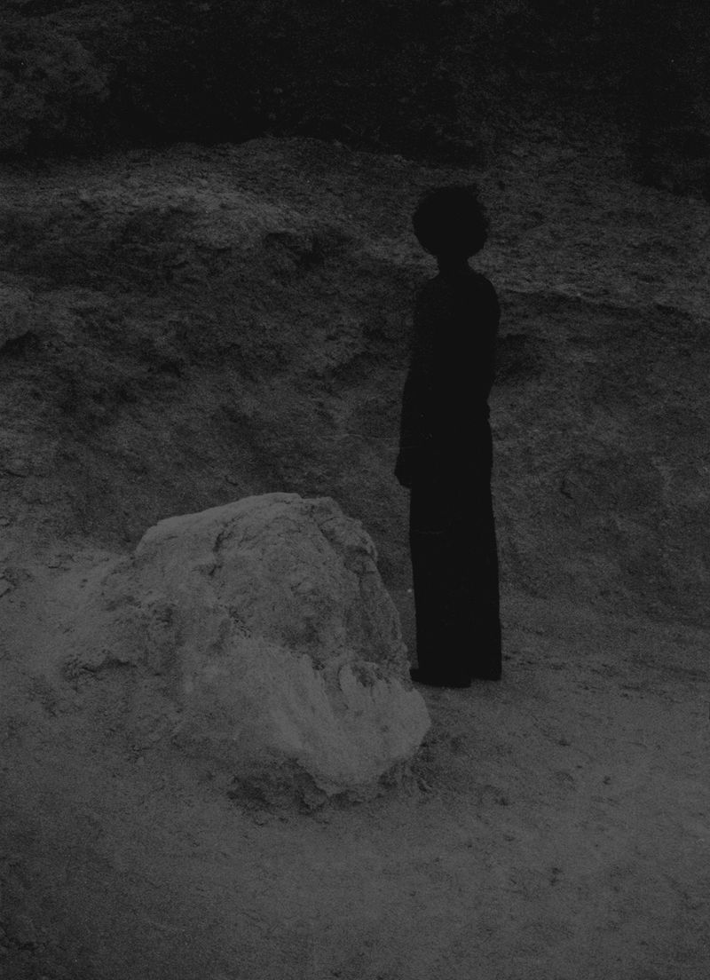 © Eliot Nasrallah - Image from the Les yeux fermés (Eyes Closed) photography project