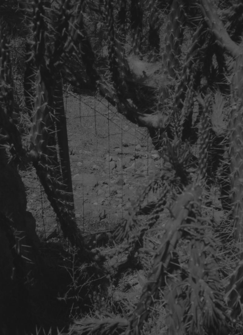 © Eliot Nasrallah - Image from the Les yeux fermés (Eyes Closed) photography project