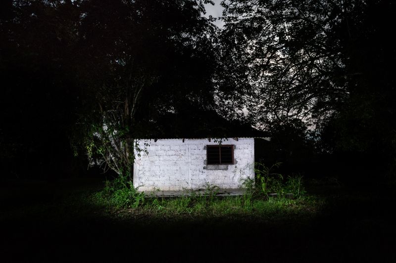 © Arturo Velázquez Hernández - Image from the On the verb "to disappear" photography project