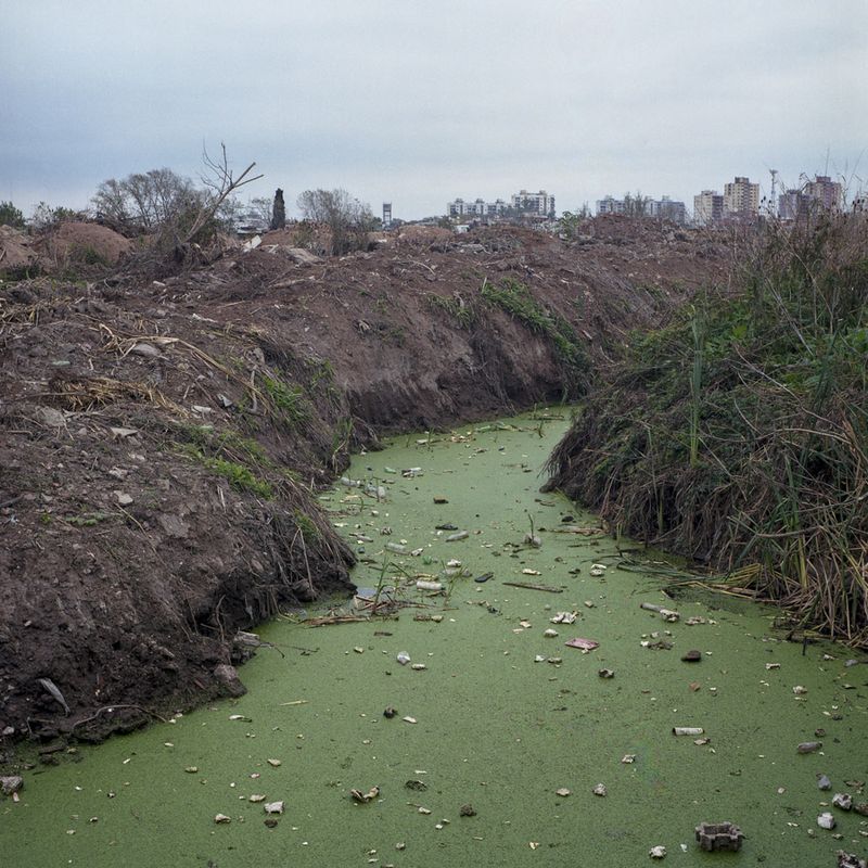 © Rodrigo Claramonte - Image from the  MANIFESTO OF THE MARGINS (LANDSCAPE OF THE URBAN EDGE) photography project