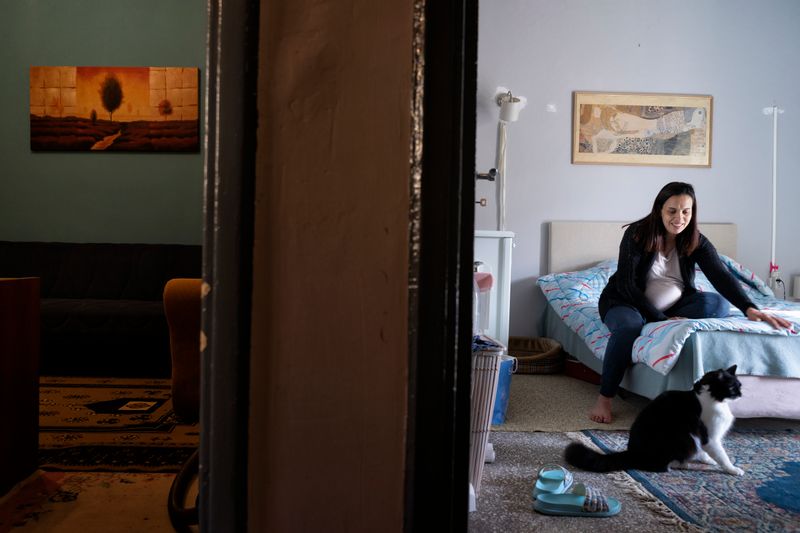 © Nikos Pilos - Image from the THE REFUGE_55 SQUARE METERS photography project