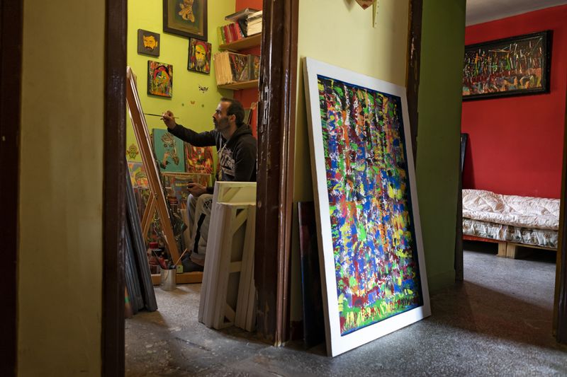 © Nikos Pilos - Image from the THE REFUGE_55 SQUARE METERS photography project