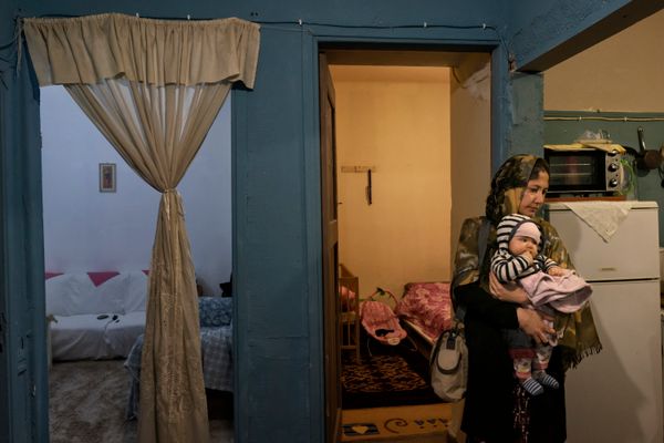 © Nikos Pilos - Image from the THE REFUGE_55 SQUARE METERS photography project