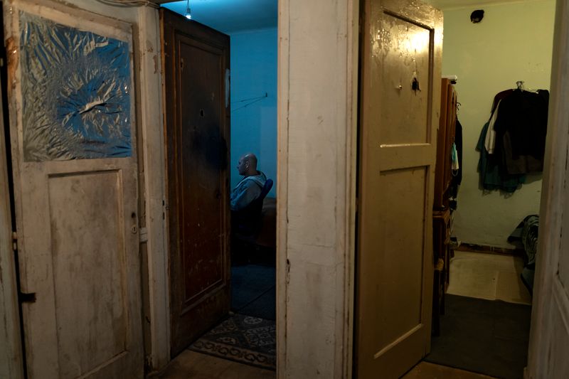 © Nikos Pilos - Image from the THE REFUGE_55 SQUARE METERS photography project