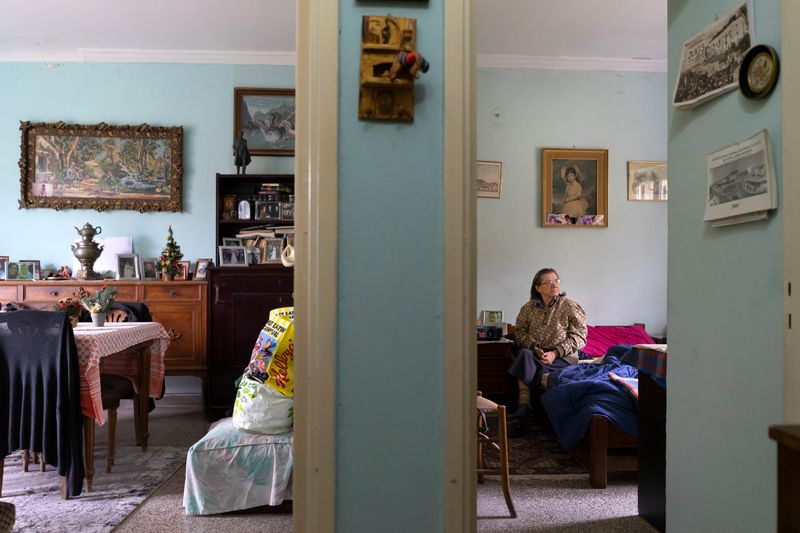 © Nikos Pilos - Image from the THE REFUGE_55 SQUARE METERS photography project