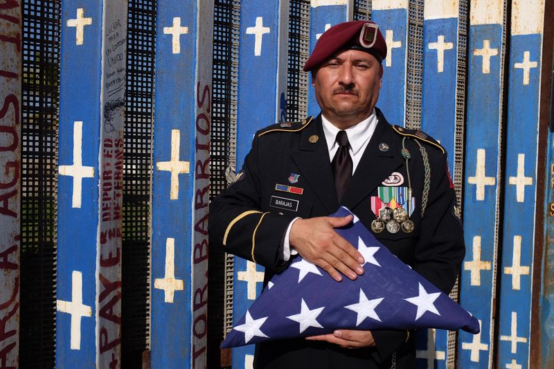 © Francisco Mata - Image from the La línea. photography project