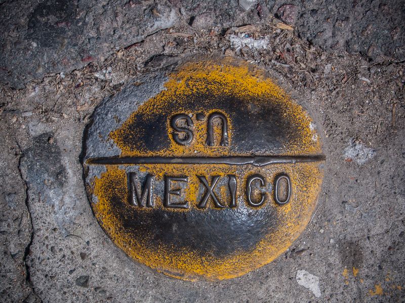 © Francisco Mata - Image from the La línea. photography project