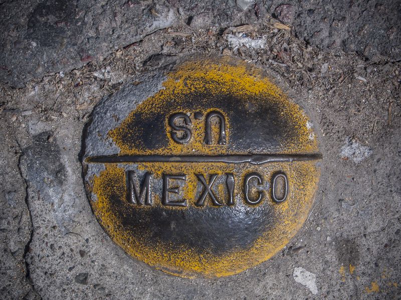 © Francisco Mata - Image from the La línea. photography project