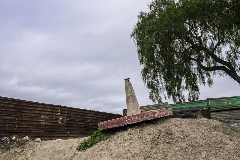 © Francisco Mata - Image from the La línea. photography project