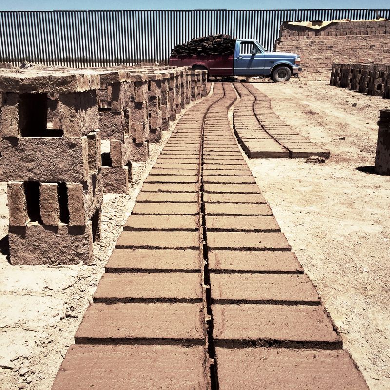 © Francisco Mata - Image from the La línea. photography project