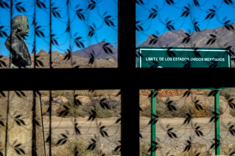 © Francisco Mata - Image from the La línea. photography project