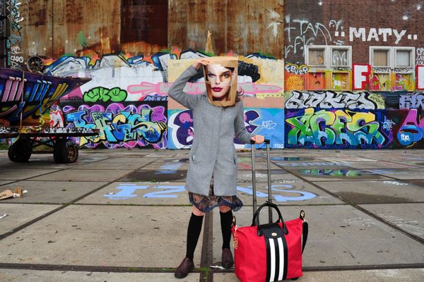 © Andreas Ender - paperbag [reBORN] - and the BAGGIE goes to - AMSTERDAM