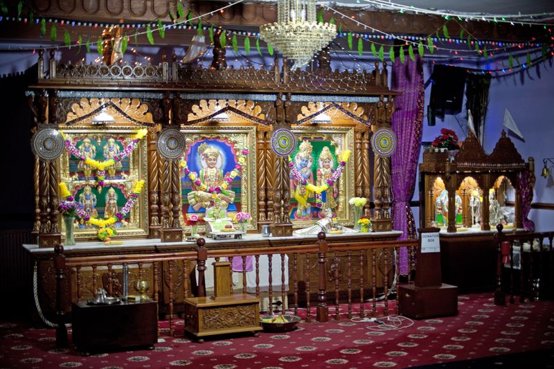 © Ann Petruckevitch - Hindu