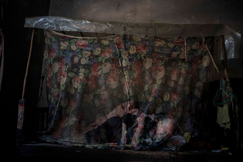 © Jin TIAN - Image from the CURSE OF THE WIND. A HISTORY OF LEPROSY IN CHIN photography project