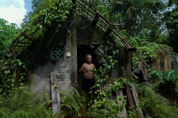 © Jin TIAN - Image from the CURSE OF THE WIND. A HISTORY OF LEPROSY IN CHIN photography project