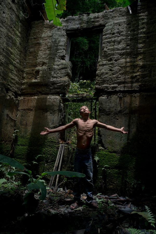 © Jin TIAN - Image from the CURSE OF THE WIND. A HISTORY OF LEPROSY IN CHIN photography project