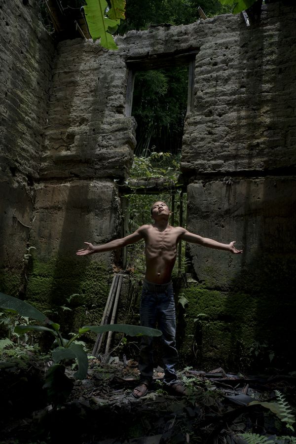 © Jin TIAN - Image from the CURSE OF THE WIND. A HISTORY OF LEPROSY IN CHIN photography project