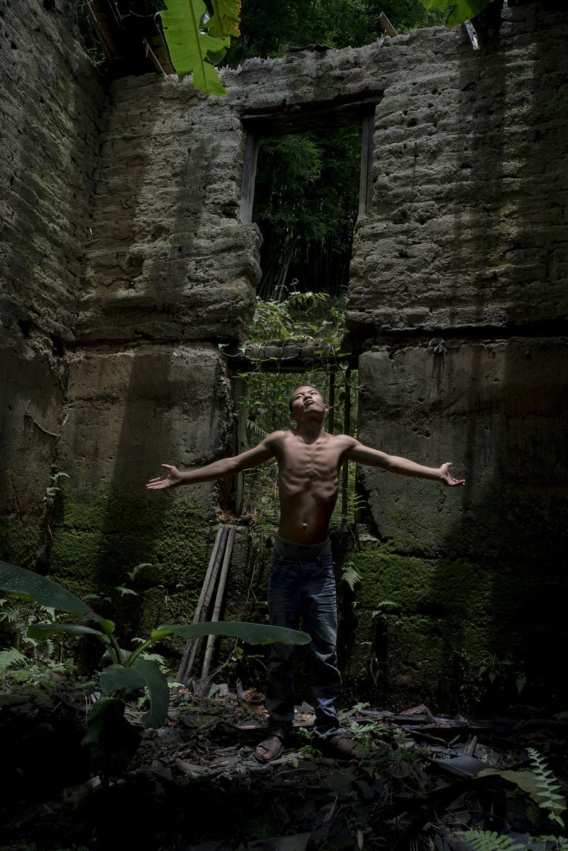 © Jin TIAN - Image from the CURSE OF THE WIND. A HISTORY OF LEPROSY IN CHIN photography project