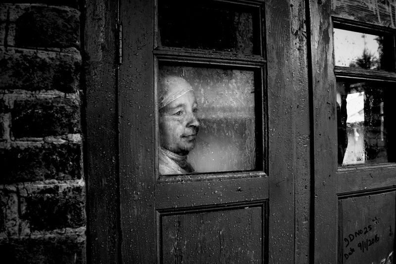 © Showkat Nanda - Image from the the endless wait photography project