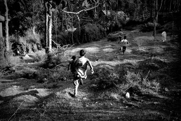 © Showkat Nanda - Image from the the endless wait photography project