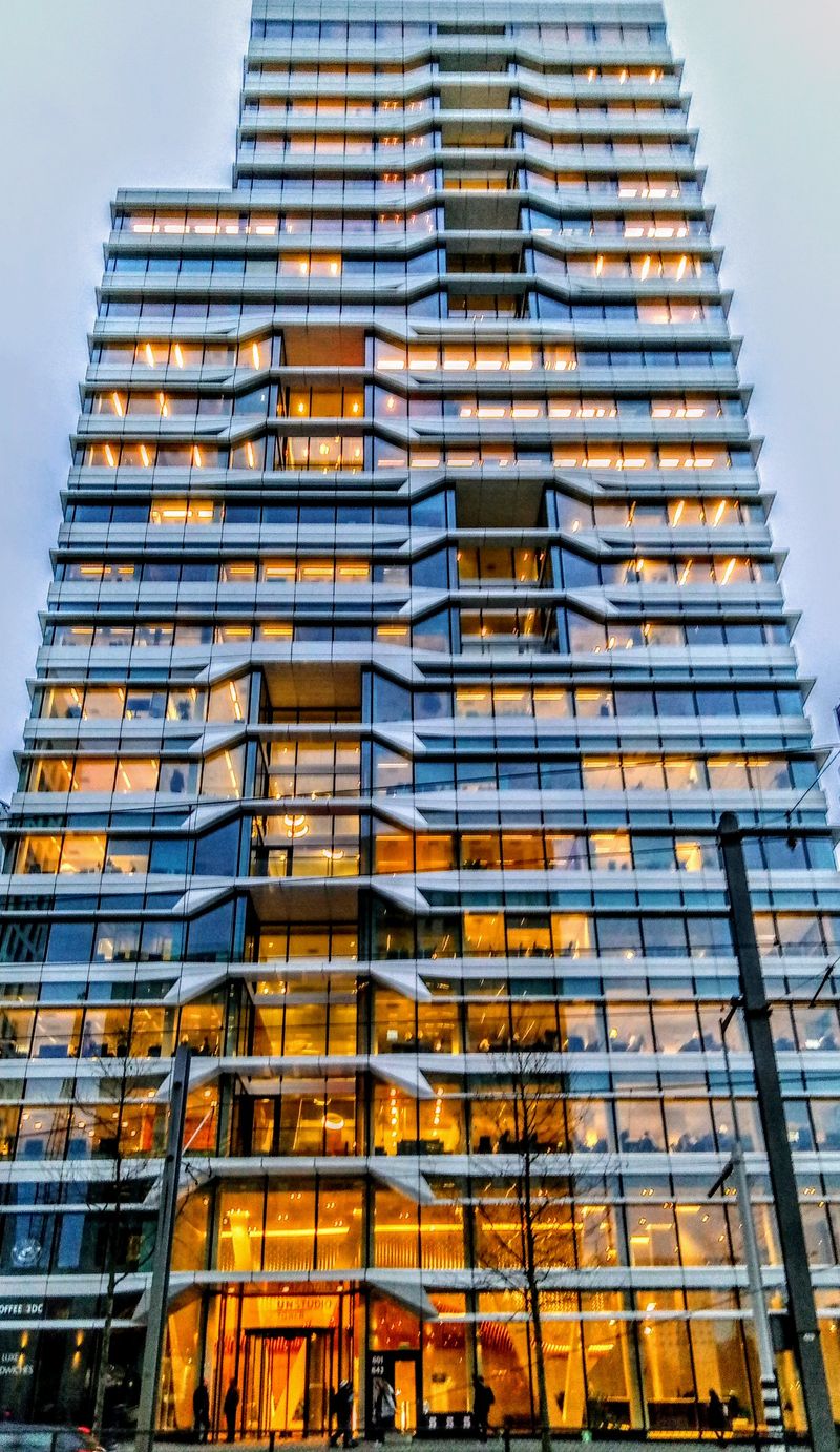© Jürgen Joherl - The cool UN-Studio Office Building @Amsterdam-Zuidas