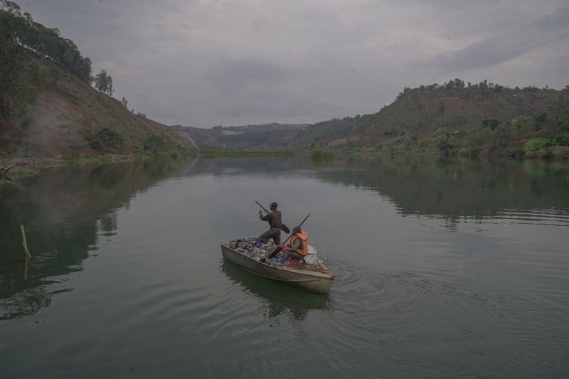 © AUBIN MUKONI - Image from the The lake has become silent. photography project