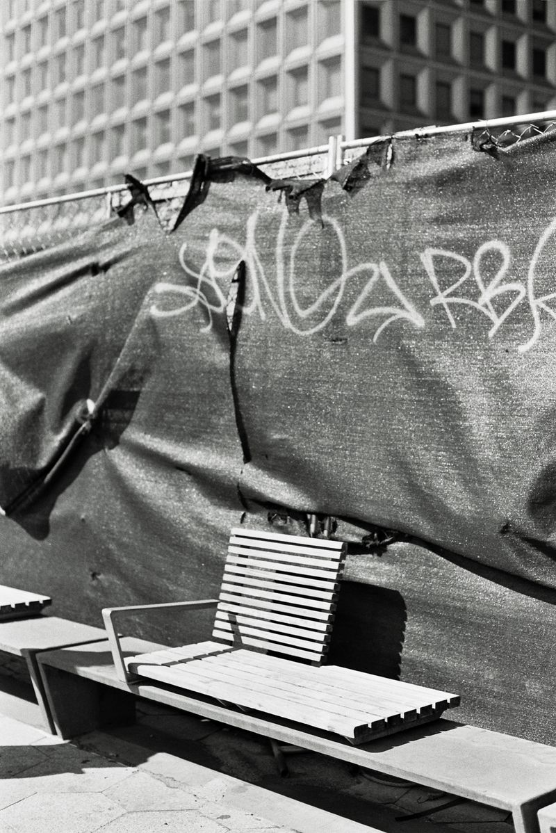 © Xanthe Hutchinson - Image from the The Yellow Steps photography project