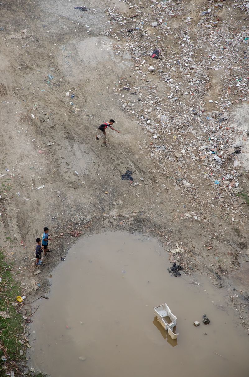 © Gosia Grzesikowska - Image from the The Distance photography project