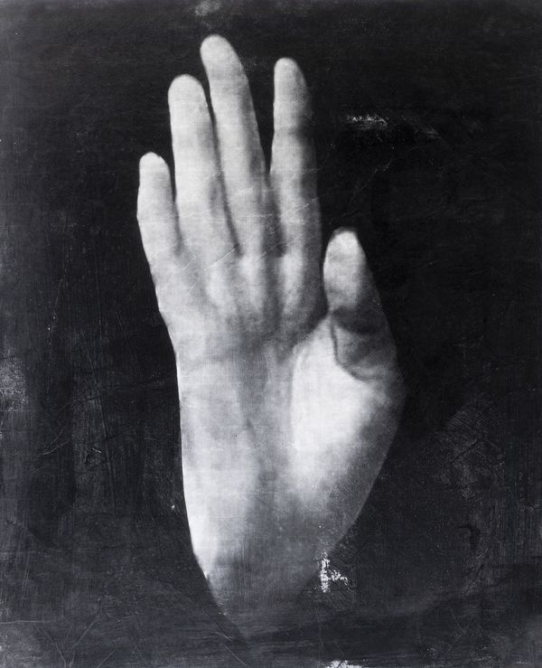 © Amy Carkeek - Amy Carkeek, Restrain, 2023, Unique silver gelatin print on rice paper, 58 x 43 cm.