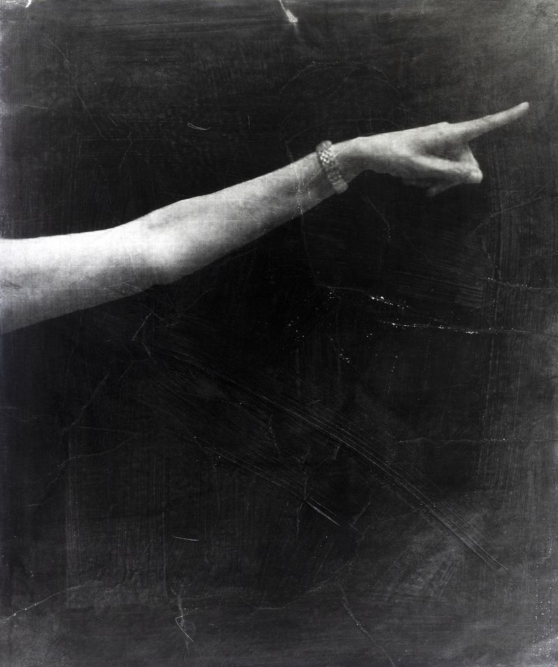 © Amy Carkeek - Amy Carkeek, Honesty, 2023, Unique silver gelatin print on rice paper, 58 x 43 cm.