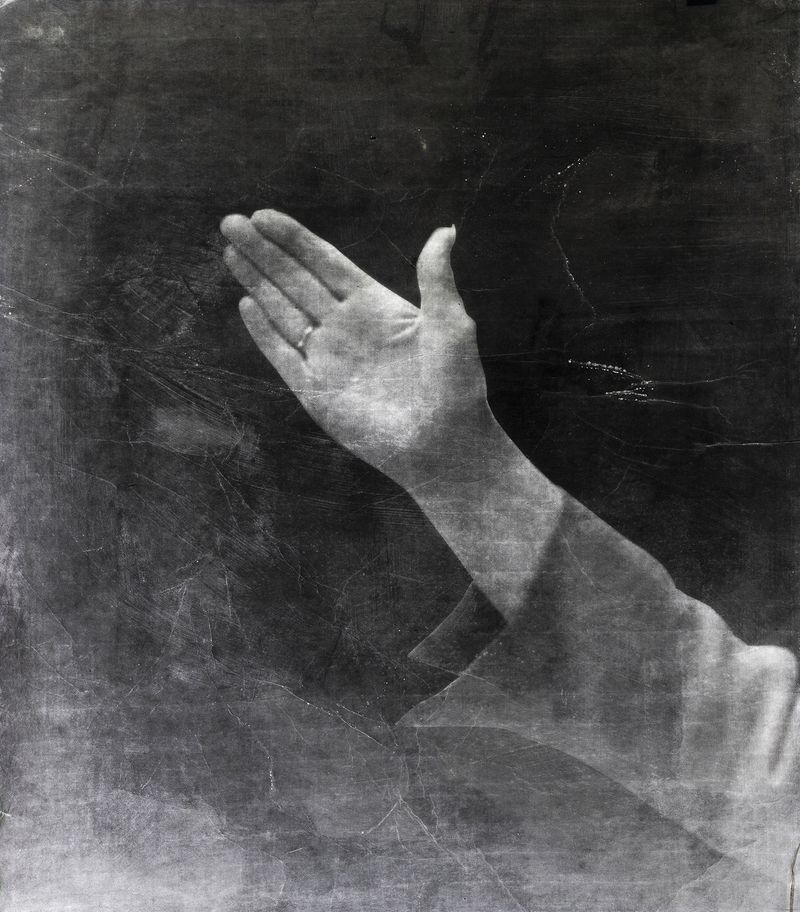 © Amy Carkeek - Amy Carkeek, The Reckoning, 2023, Unique silver gelatin print on rice paper, 58 x 43 cm.